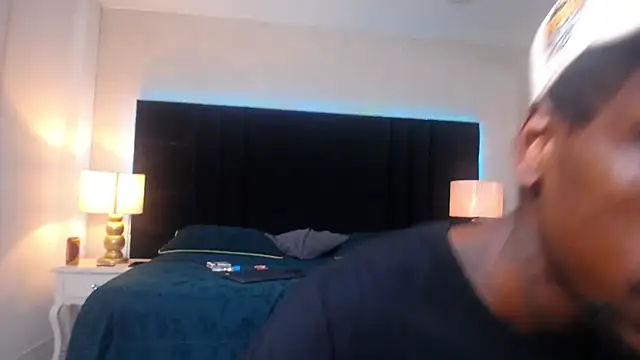 SkylerBigxxx Webcam-Show