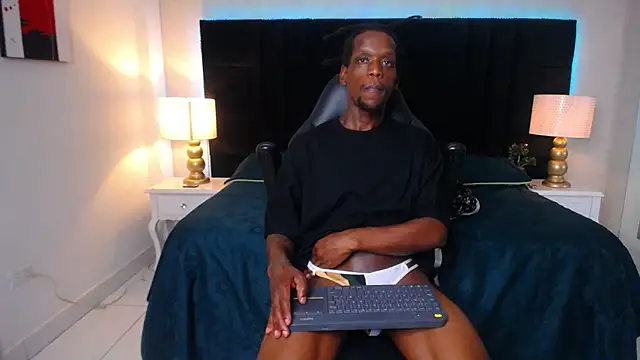 SkylerBigxxx Webcam show
