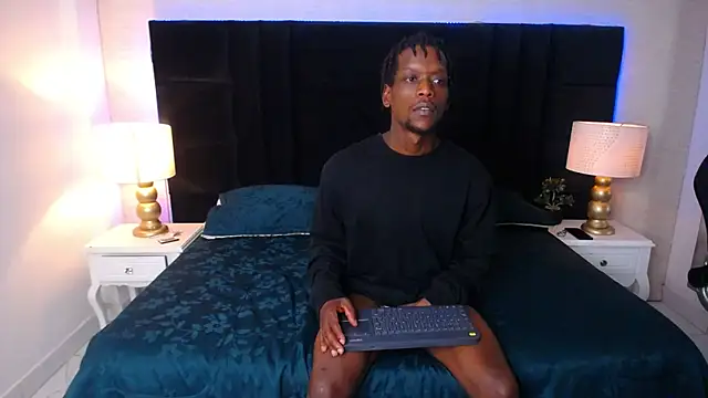 SkylerBigxxx Show Webcam