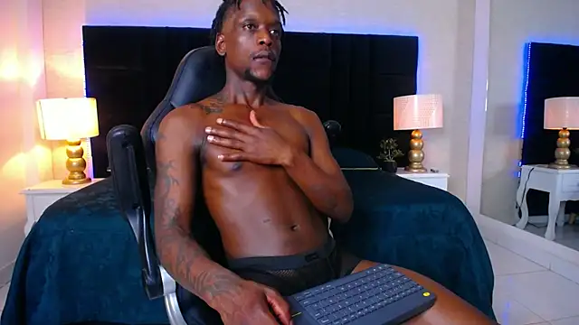 SkylerBigxxx Pertunjukan Webcam