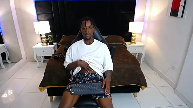 SkylerBigxxx 웹캠 쇼