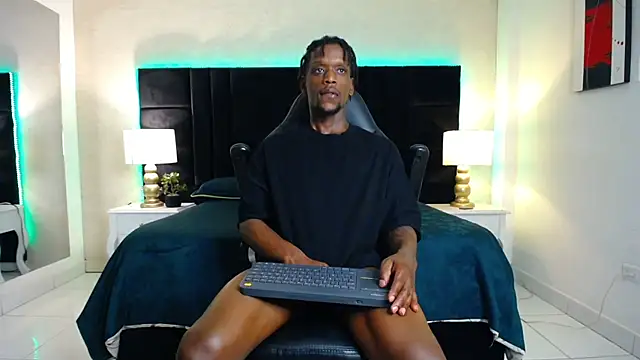 SkylerBigxxx Pertunjukan Webcam