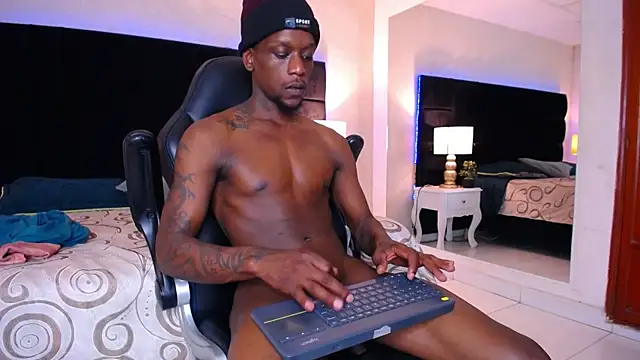 SkylerBigxxx 在線直播表演