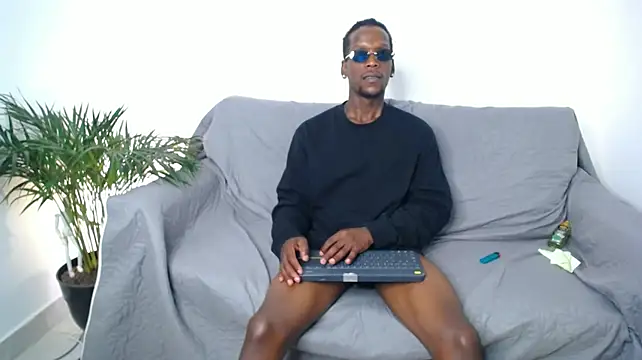 SkylerBigxxx Webcam Show