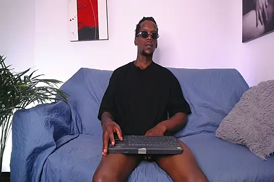 SkylerBigxxx Webcam-Show