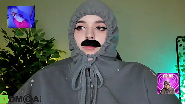 Show modela Mia_R0ss na web-kameri