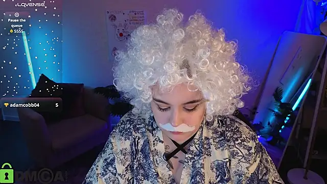 Pokazy przed kamerką – Mia_R0ss