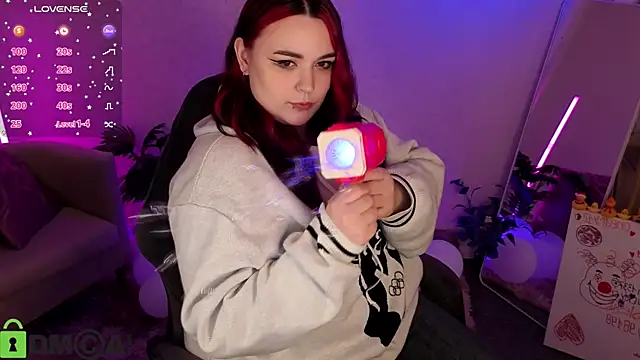 Mia_R0ss élő XXX-chatje