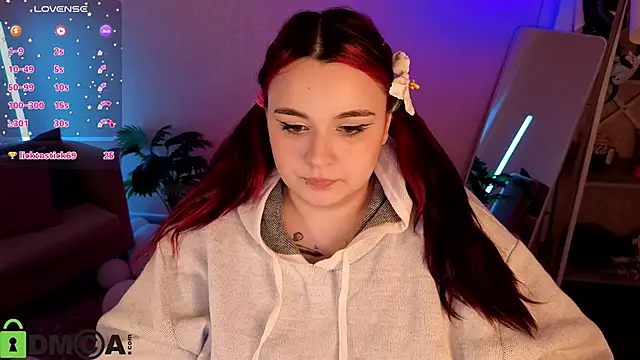 Show modela Mia_R0ss na web-kameri