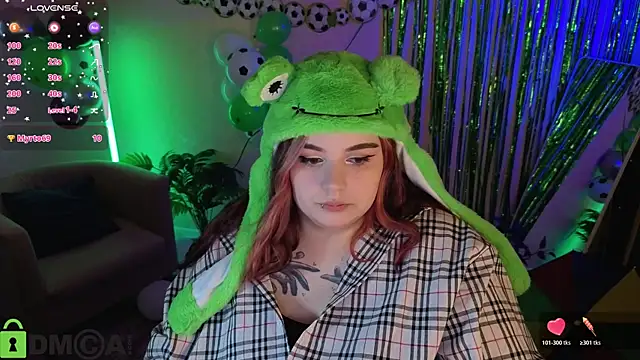 Mia_R0ss élő XXX-chatje