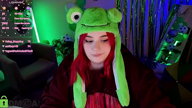 Mia_R0ss Show in webcam