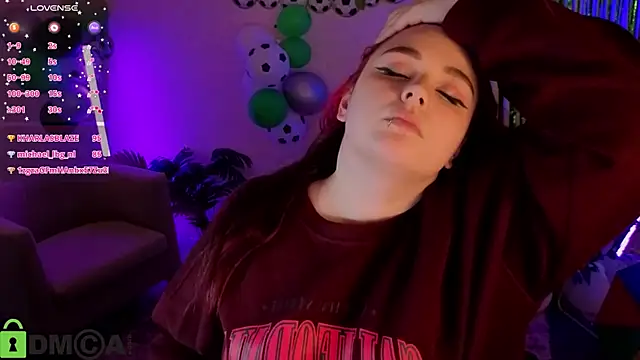 Mia_R0ss webkamerás műsora