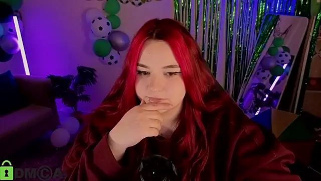 Mia_R0ssn Webbikameraesitys