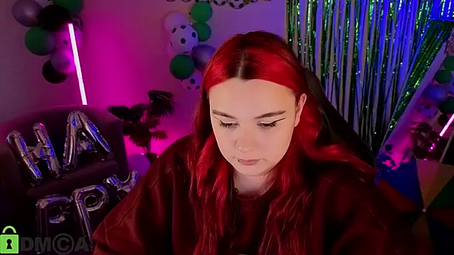 Mia_R0ss Chat XXX in diretta