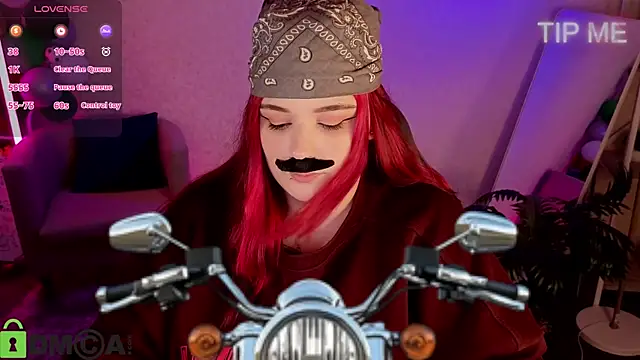 Pokazy przed kamerką – Mia_R0ss