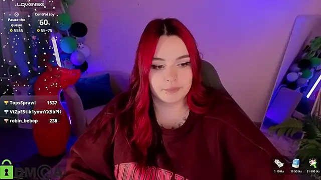Mia_R0ss Chat XXX in diretta