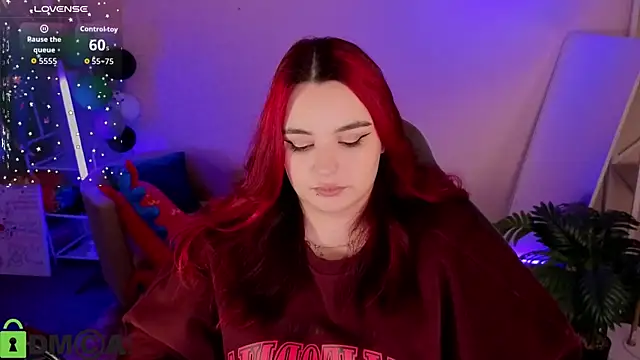 Mia_R0ss Show in webcam