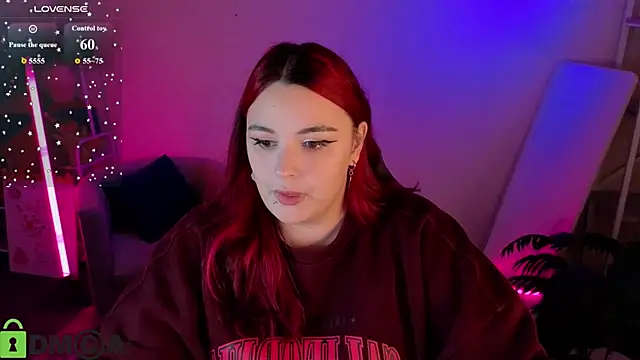 Chat +18 de Mia_R0ss ao vivo