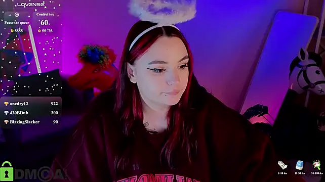 Mia_R0ss Chat XXX in diretta