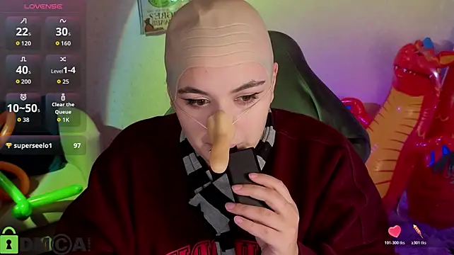 Mia_R0ss Chat XXX in diretta