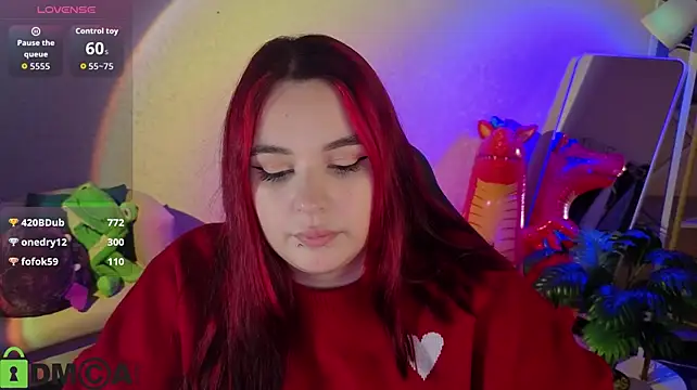 Mia_R0ss élő XXX-chatje
