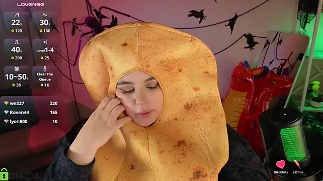 Mia_R0ss Adlı Modelin Canlı XXX Sohbeti
