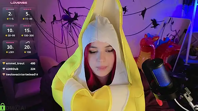 Mia_R0ss Show in webcam