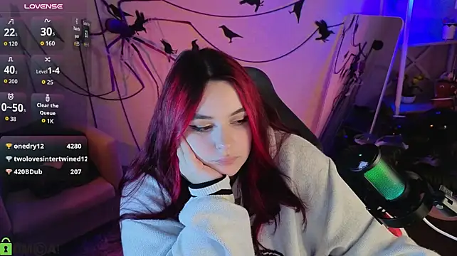 Pokazy przed kamerką – Mia_R0ss