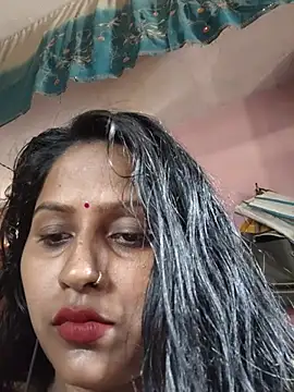 Jasmine_Januja Show in webcam
