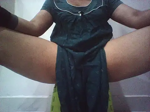 telugu_honey1's Webcam Show