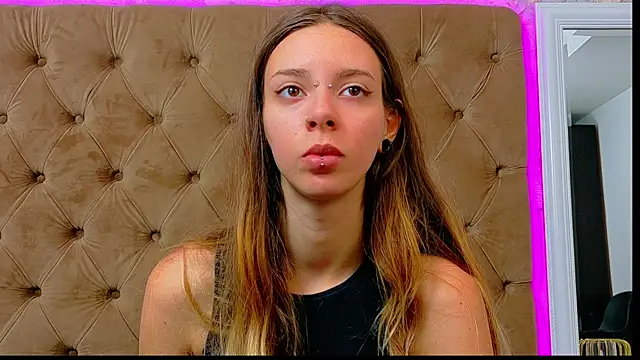 CoraVex – Live XXX-chat