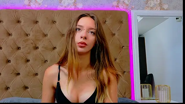 CoraVex – Live XXX-chat