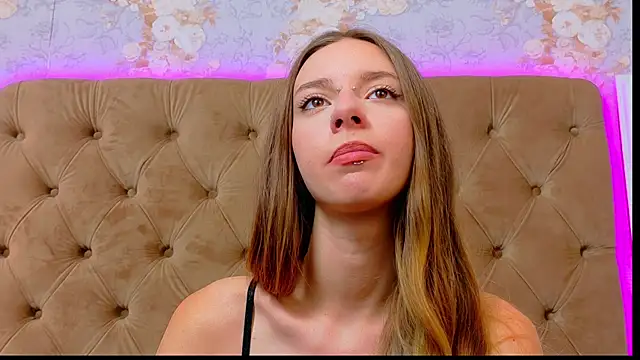 CoraVex Chat XXX in diretta
