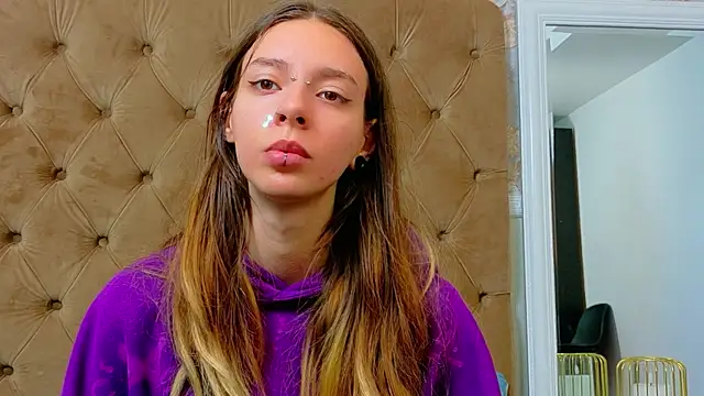 Živý XXX chat CoraVex