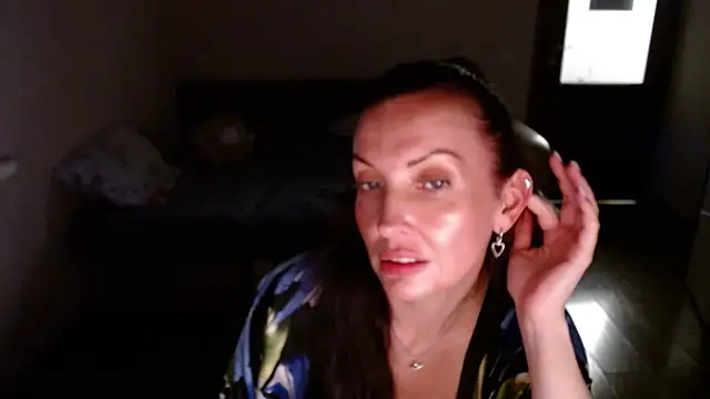 Veyrrah's Live XXX Chat