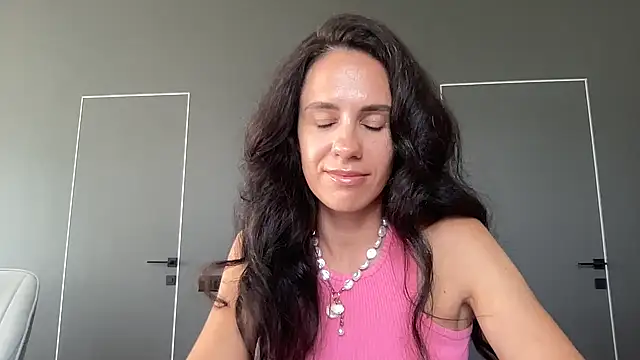 Omelvia's Webcam Show