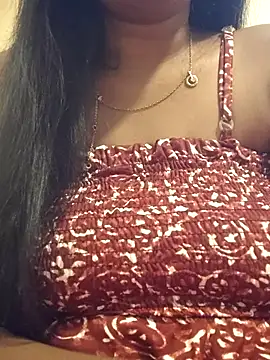 Tamil_Hot_Ammukutty Adlı Modelin Canlı XXX Sohbeti
