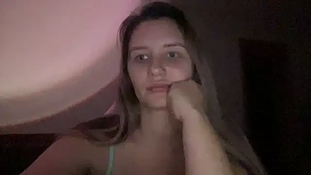 Show modela Venirahh na web-kameri