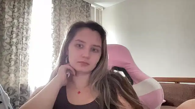Venirahh Chat XXX live