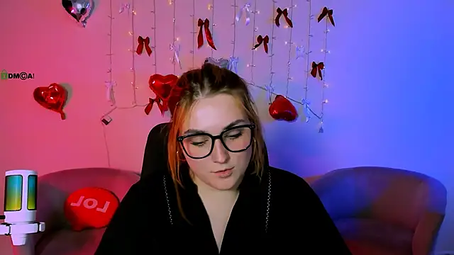 Chat +18 de casey_meow_ ao vivo