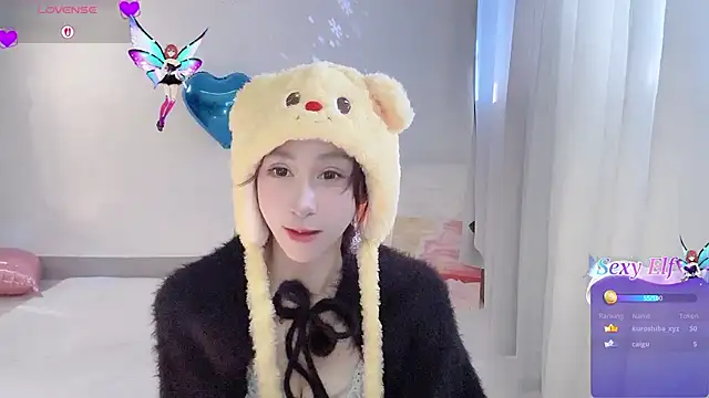 Fayebae_11 Show in webcam