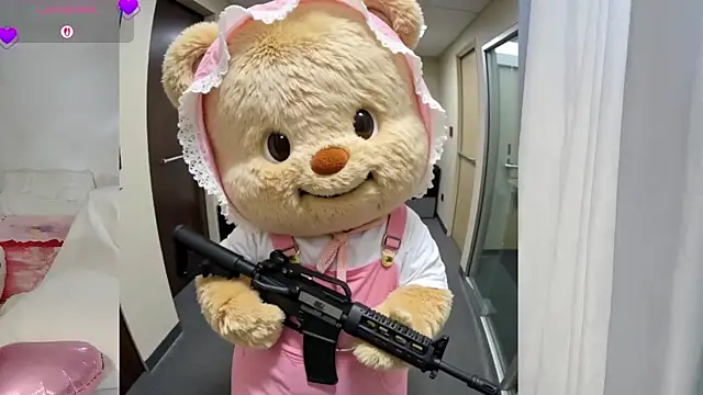 Fayebae_11 Show in webcam