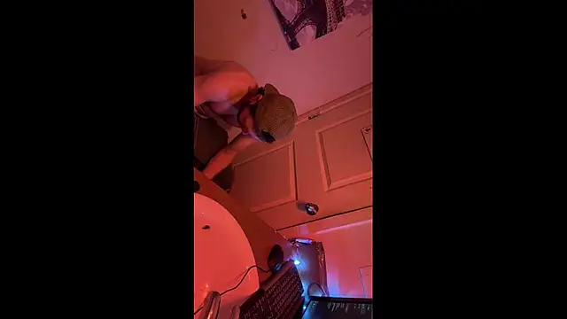 Bad_Boy69_MattZZZ's Webcam Show
