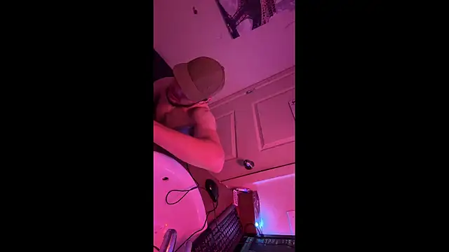 Pokazy przed kamerką – Bad_Boy69_MattZZZ