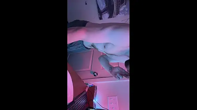 Bad_Boy69_MattZZZ's Webcam Show