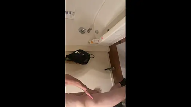 Pokazy przed kamerką – Bad_Boy69_MattZZZ