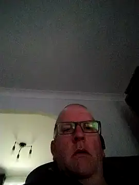PhilM2001 webkamerás műsora