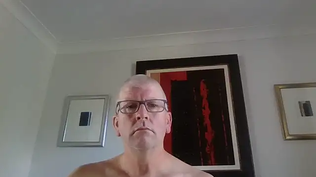 Show modela PhilM2001 na web-kameri