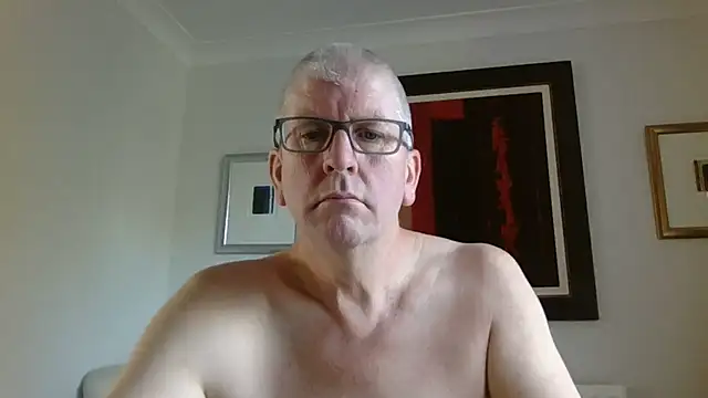 PhilM2001 Show in webcam