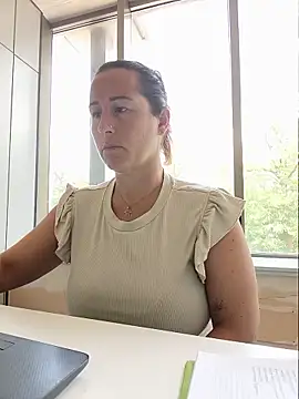 bichota85 Show in webcam